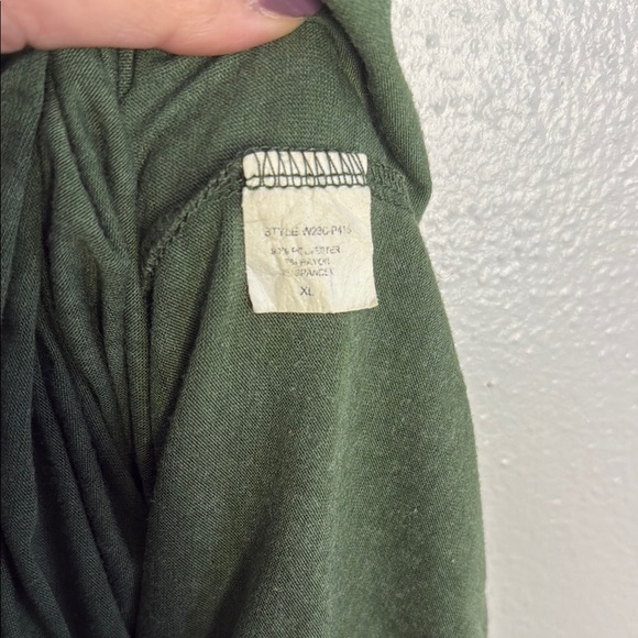 Green Asymmetrical Relaxed Blouse - Picture 4 of 4